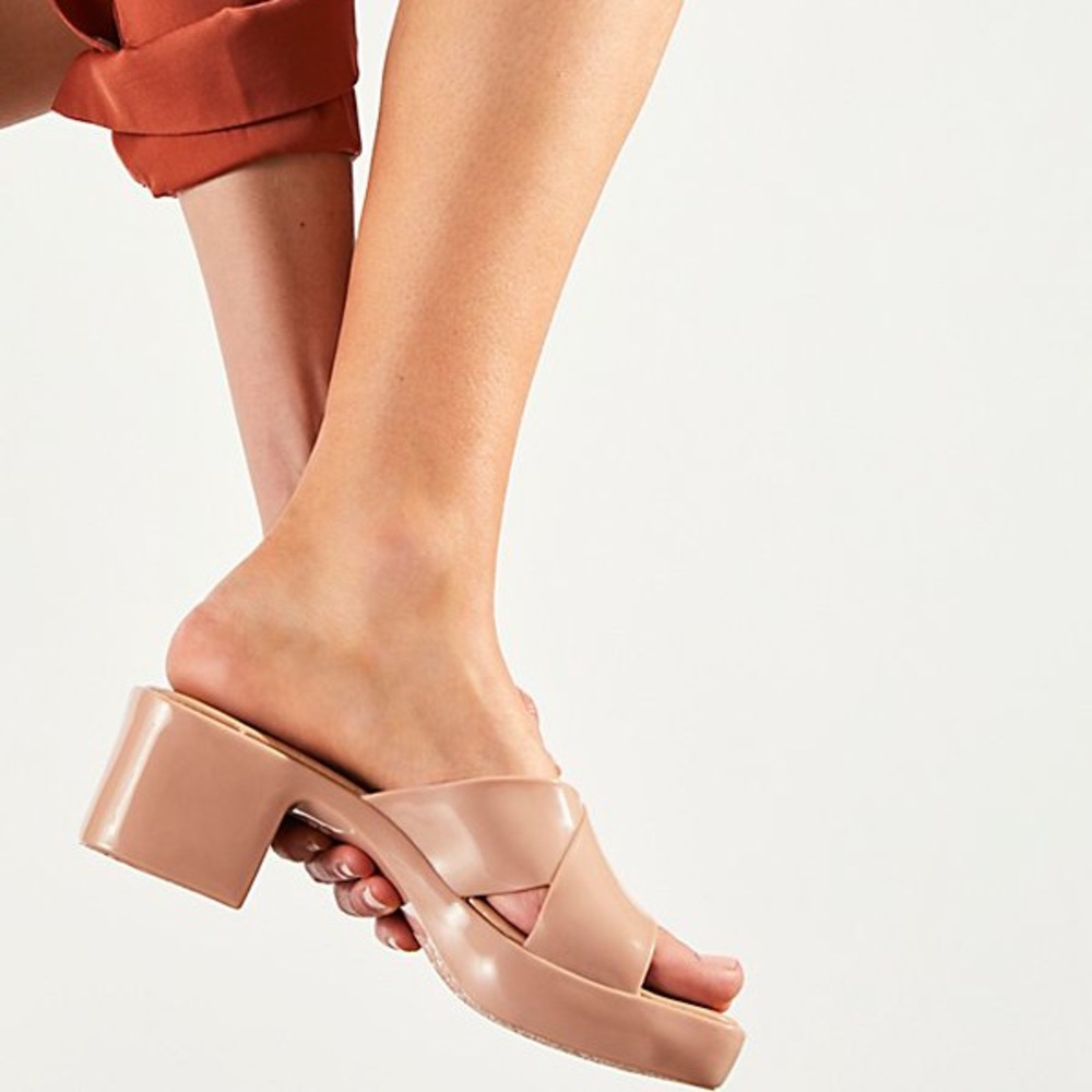 Jeffrey Campbell Play Bubblegum Rubber Barbie Shoes Nude size 8